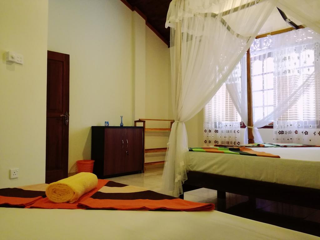 Golden Beach Rest Otel Tangalle Dış mekan fotoğraf