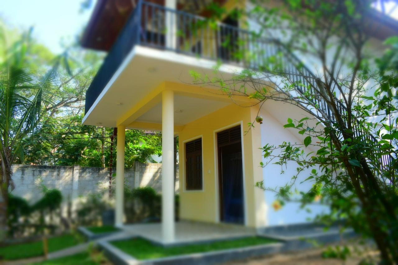 Golden Beach Rest Otel Tangalle Dış mekan fotoğraf